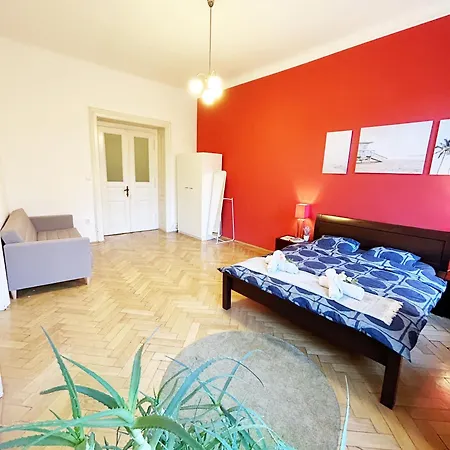 2bdr In Center Lägenhet Prag
